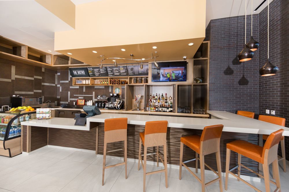 Courtyard By Marriott Phoenix Downtown Екстериор снимка