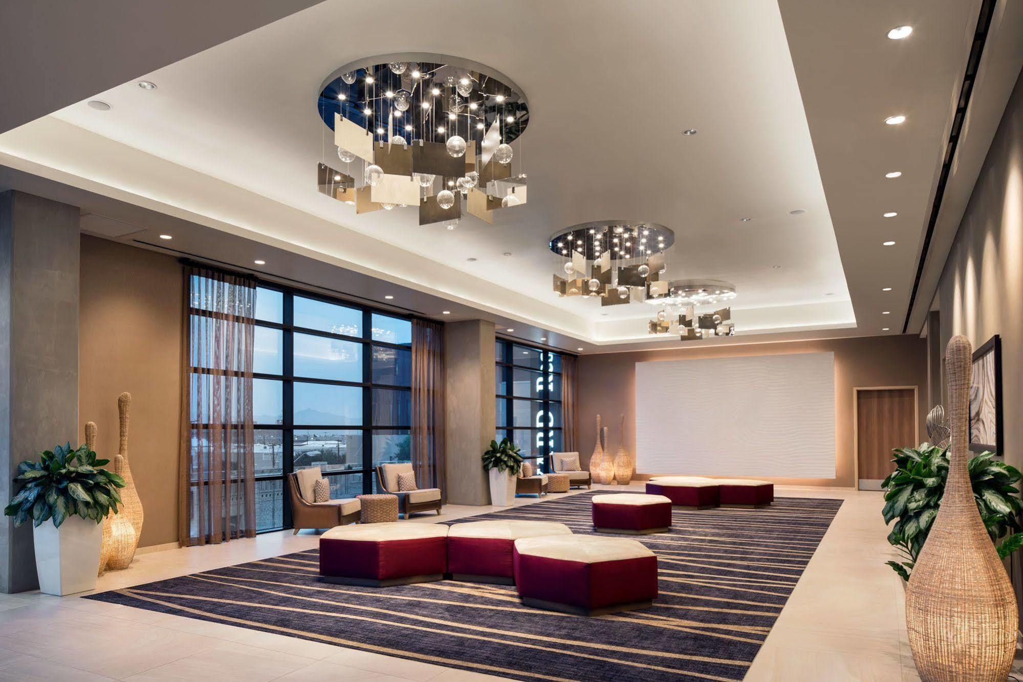 Courtyard By Marriott Phoenix Downtown Екстериор снимка